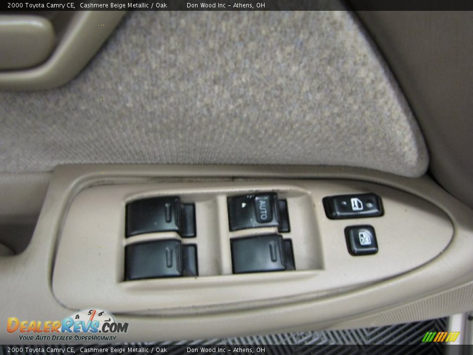 2000 Toyota Camry CE Cashmere Beige Metallic / Oak Photo #11
