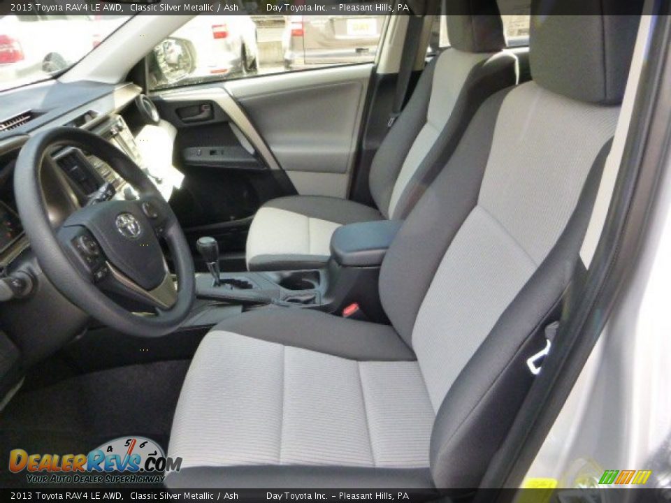 2013 Toyota RAV4 LE AWD Classic Silver Metallic / Ash Photo #10