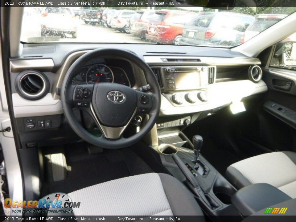 2013 Toyota RAV4 LE AWD Classic Silver Metallic / Ash Photo #12