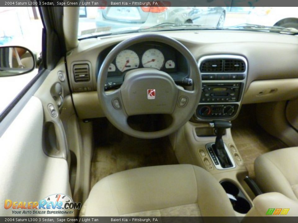 2004 Saturn L300 3 Sedan Sage Green / Light Tan Photo #12