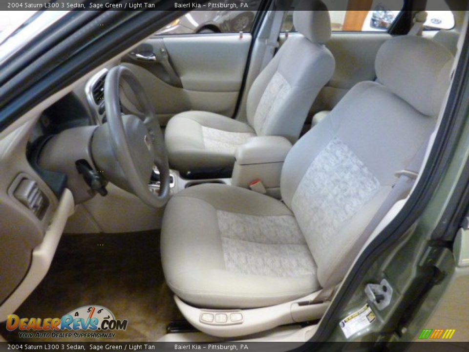 2004 Saturn L300 3 Sedan Sage Green / Light Tan Photo #13