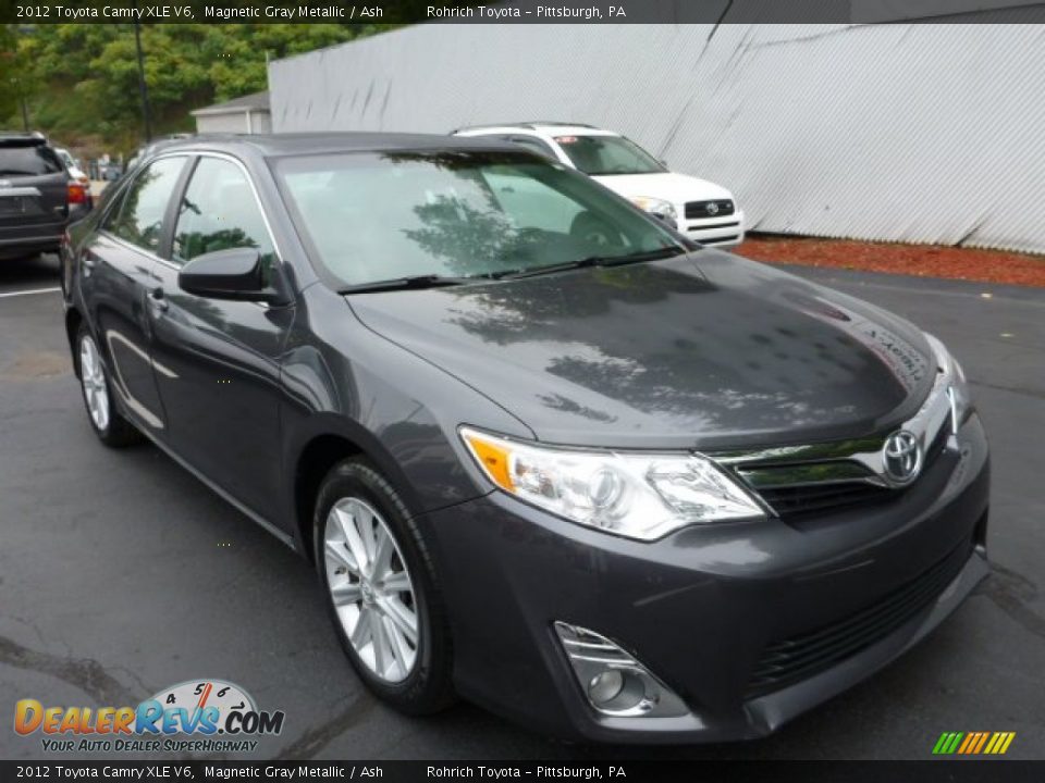 2012 Toyota Camry XLE V6 Magnetic Gray Metallic / Ash Photo #1