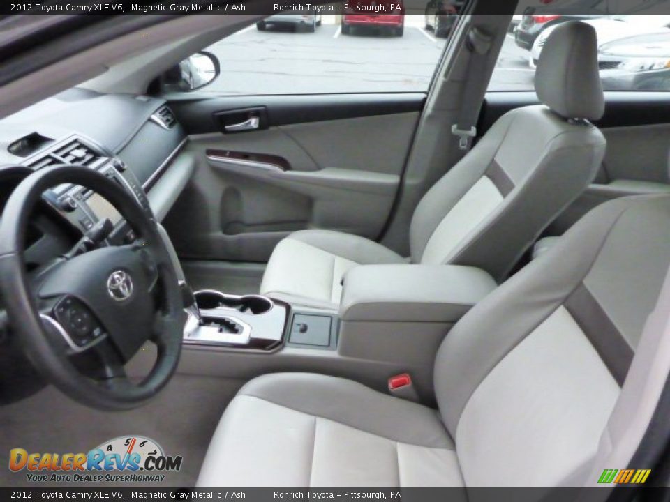 2012 Toyota Camry XLE V6 Magnetic Gray Metallic / Ash Photo #4