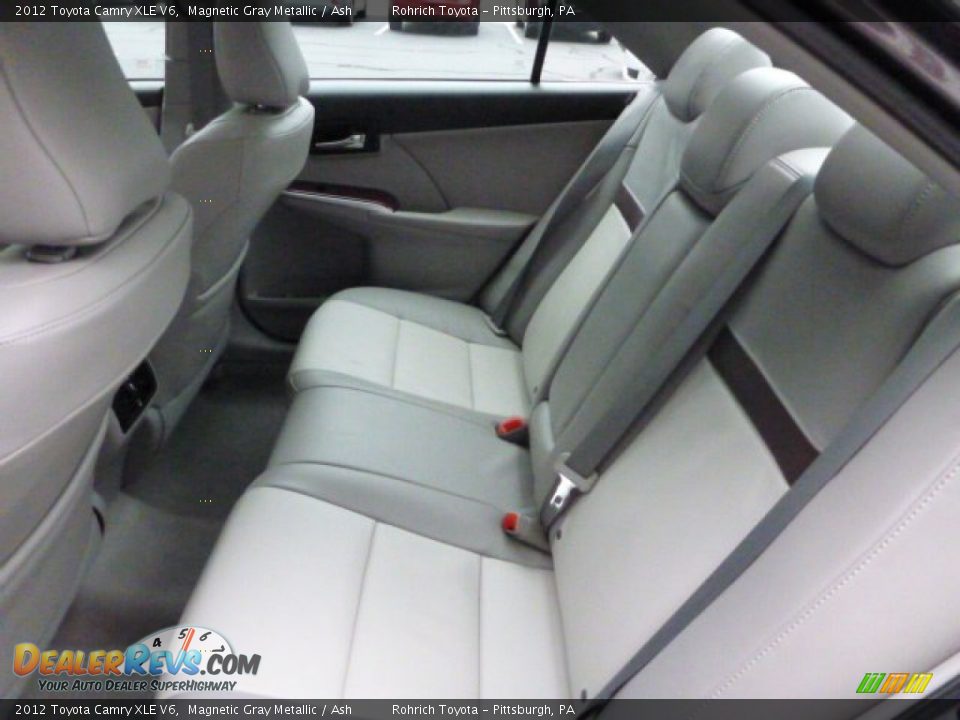 2012 Toyota Camry XLE V6 Magnetic Gray Metallic / Ash Photo #5