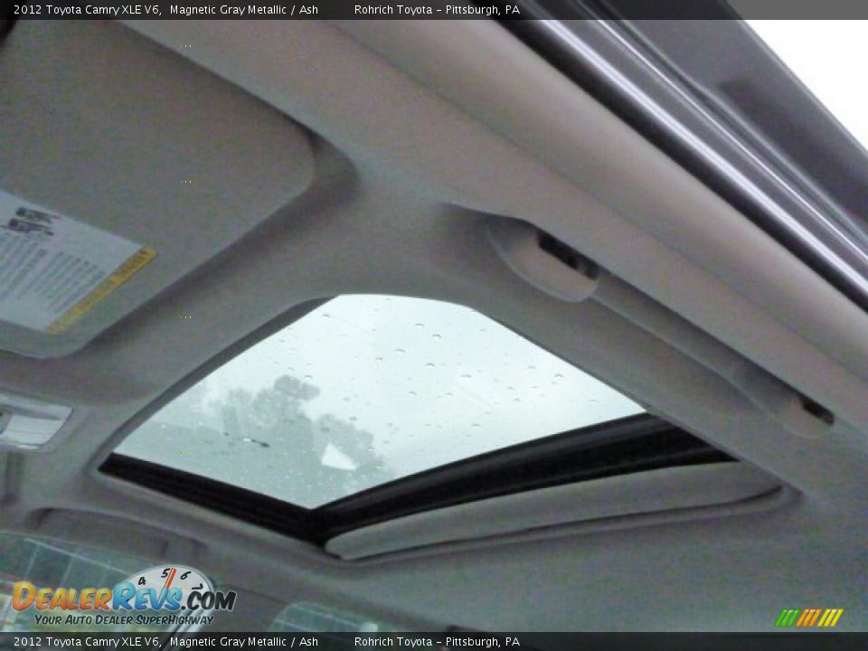 2012 Toyota Camry XLE V6 Magnetic Gray Metallic / Ash Photo #7