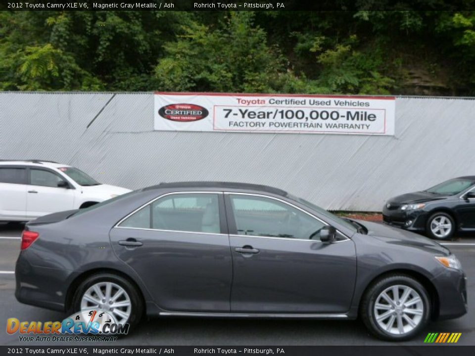 2012 Toyota Camry XLE V6 Magnetic Gray Metallic / Ash Photo #10