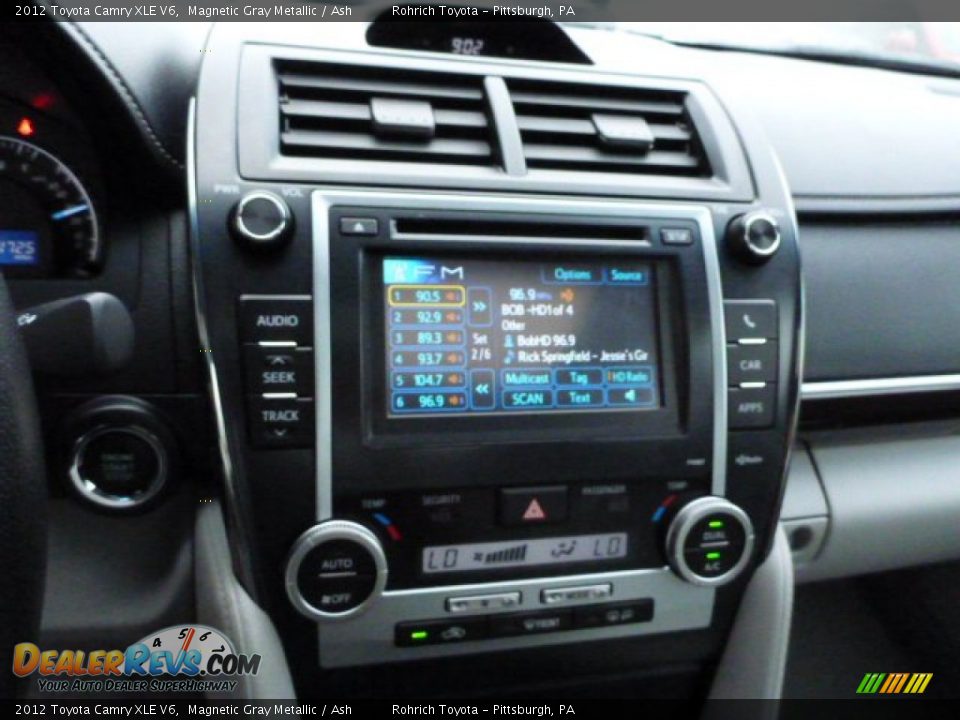 2012 Toyota Camry XLE V6 Magnetic Gray Metallic / Ash Photo #18