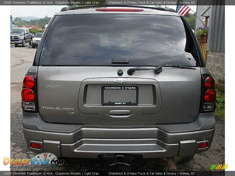 2006 Chevrolet TrailBlazer LS 4x4 Graystone Metallic / Light Gray Photo #5