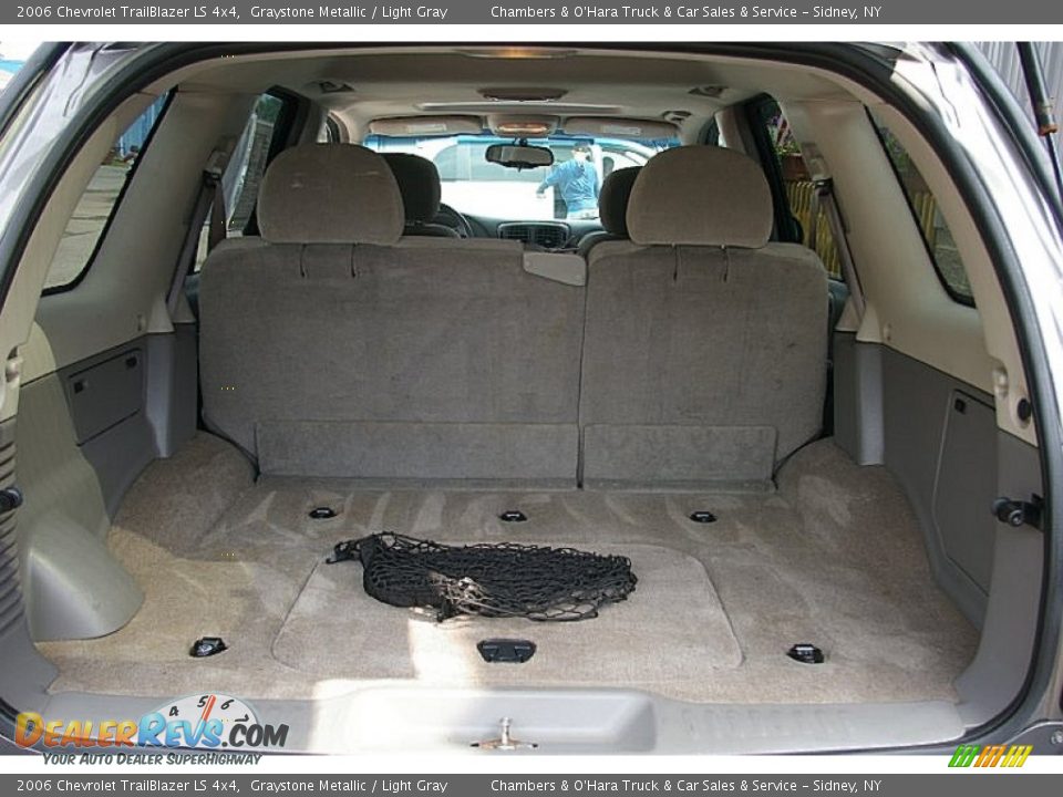 2006 Chevrolet TrailBlazer LS 4x4 Graystone Metallic / Light Gray Photo #6