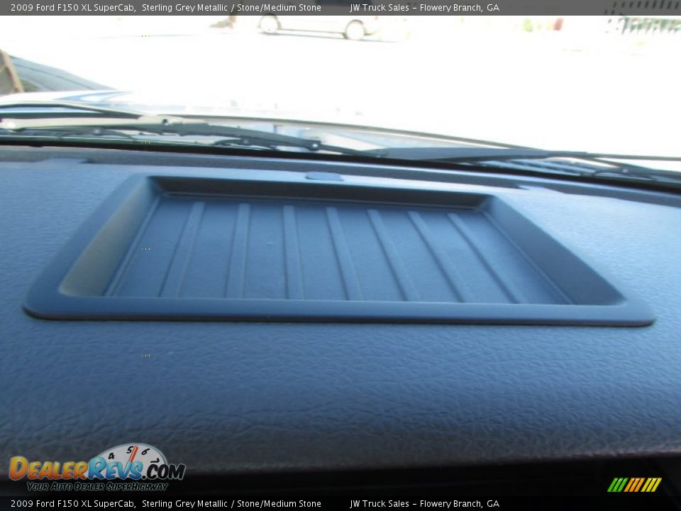 2009 Ford F150 XL SuperCab Sterling Grey Metallic / Stone/Medium Stone Photo #27