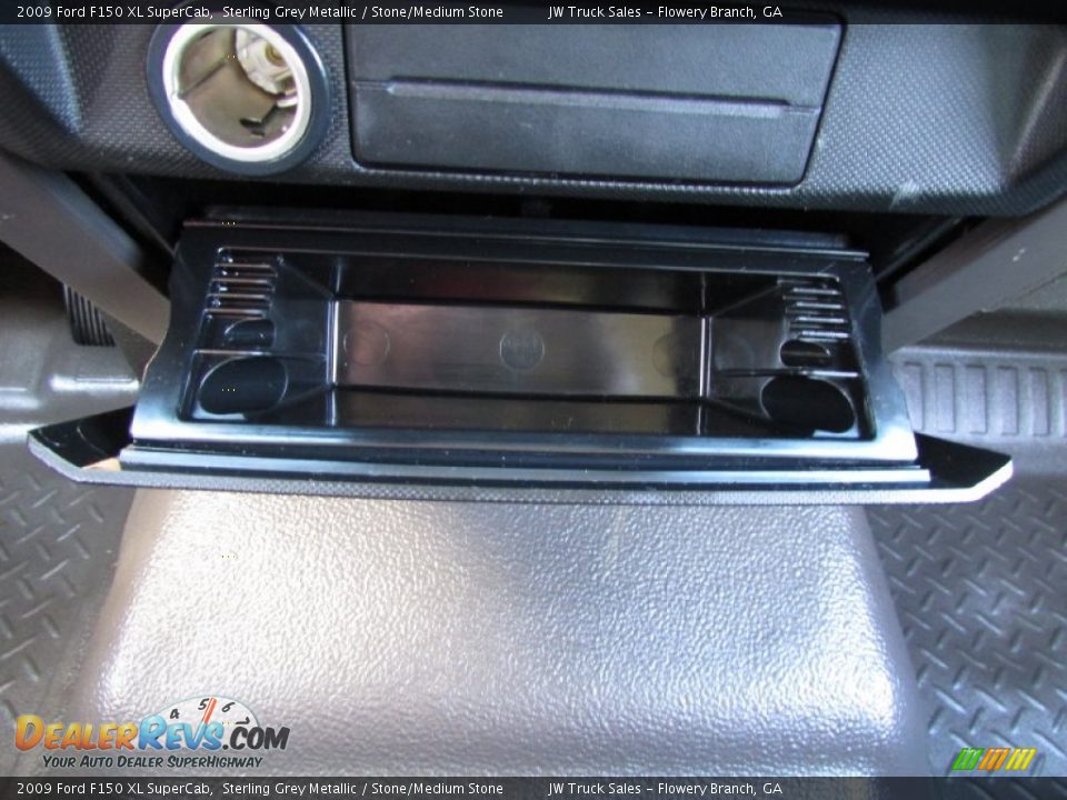 2009 Ford F150 XL SuperCab Sterling Grey Metallic / Stone/Medium Stone Photo #30