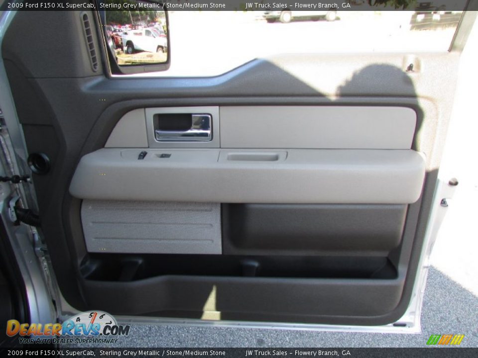 2009 Ford F150 XL SuperCab Sterling Grey Metallic / Stone/Medium Stone Photo #36