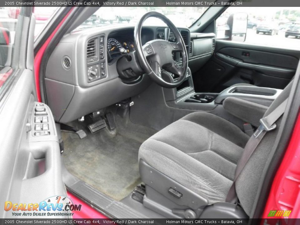 2005 Chevrolet Silverado 2500HD LS Crew Cab 4x4 Victory Red / Dark Charcoal Photo #7