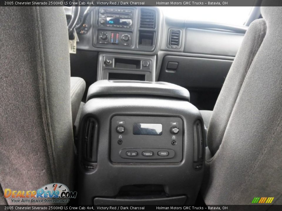 2005 Chevrolet Silverado 2500HD LS Crew Cab 4x4 Victory Red / Dark Charcoal Photo #20