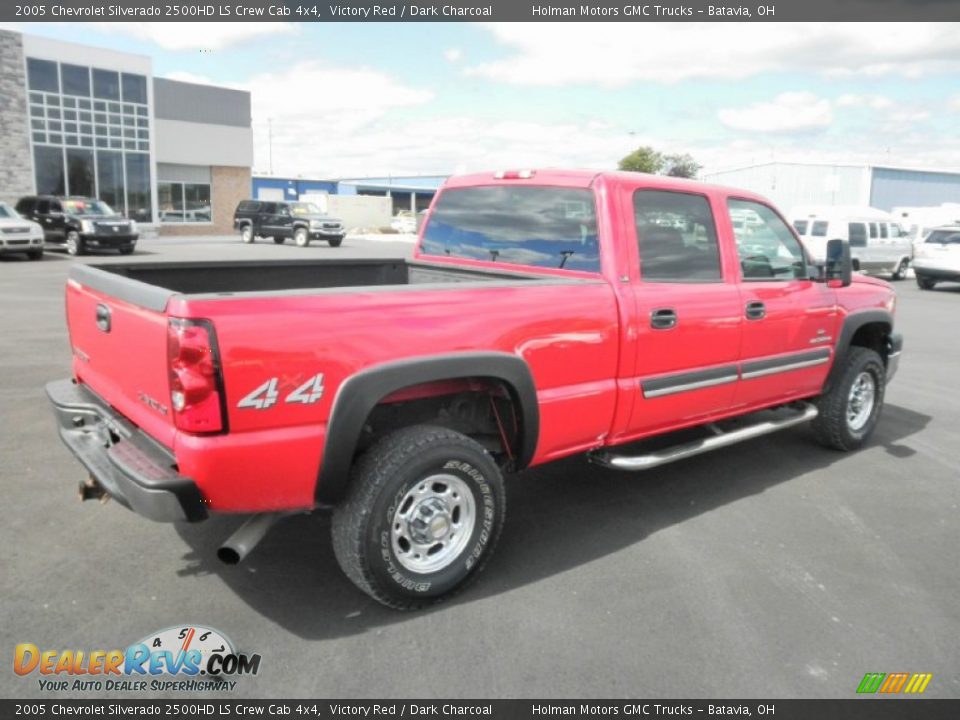 2005 Chevrolet Silverado 2500HD LS Crew Cab 4x4 Victory Red / Dark Charcoal Photo #30