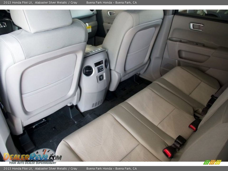 2013 Honda Pilot LX Alabaster Silver Metallic / Gray Photo #13