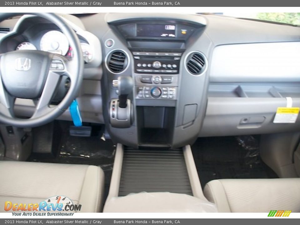 2013 Honda Pilot LX Alabaster Silver Metallic / Gray Photo #15
