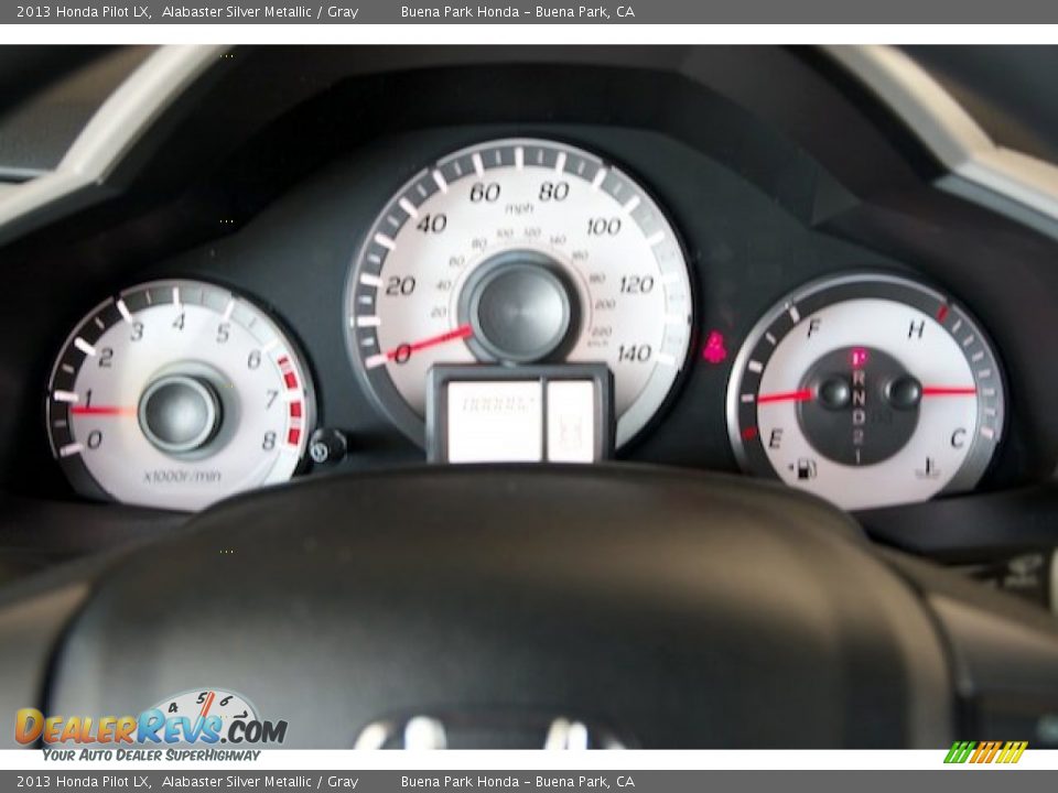2013 Honda Pilot LX Alabaster Silver Metallic / Gray Photo #18