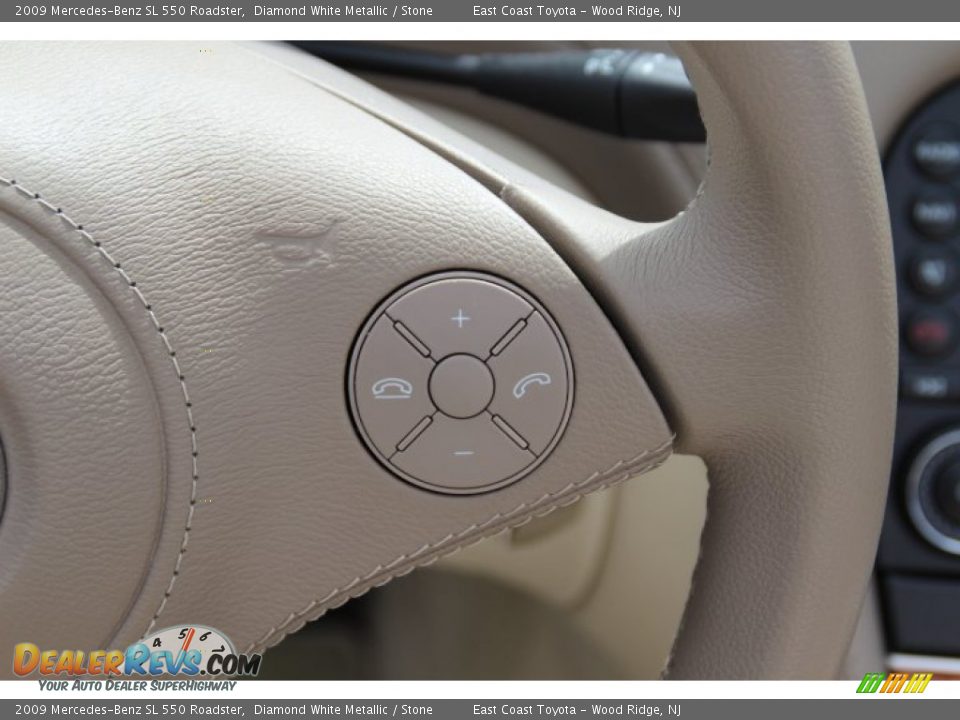 2009 Mercedes-Benz SL 550 Roadster Diamond White Metallic / Stone Photo #28