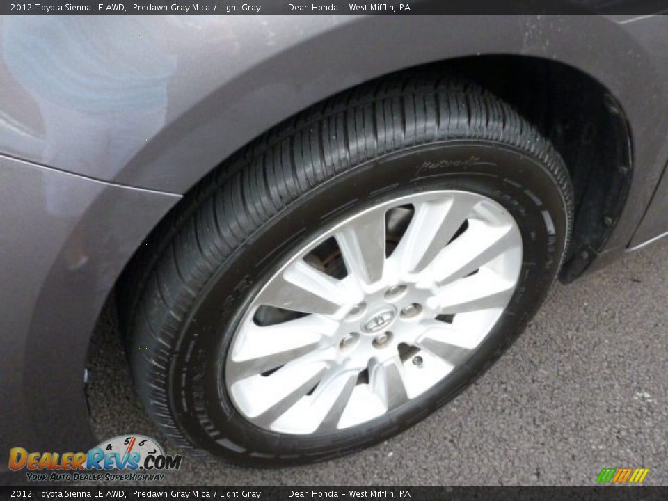 2012 Toyota Sienna LE AWD Predawn Gray Mica / Light Gray Photo #9