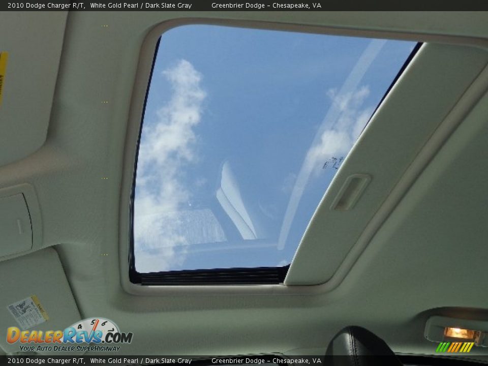 2010 Dodge Charger R/T White Gold Pearl / Dark Slate Gray Photo #3