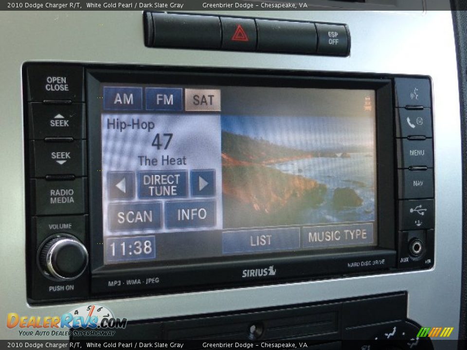 2010 Dodge Charger R/T White Gold Pearl / Dark Slate Gray Photo #4