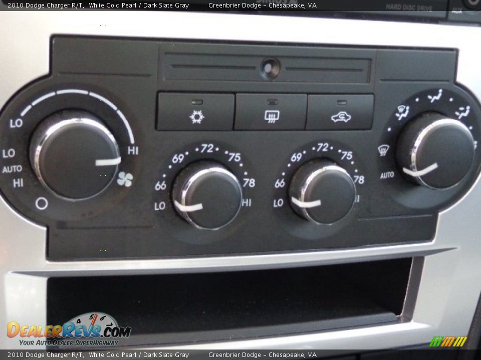 2010 Dodge Charger R/T White Gold Pearl / Dark Slate Gray Photo #6