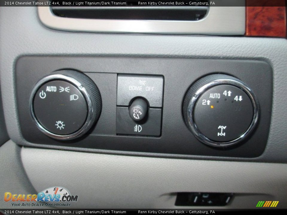 Controls of 2014 Chevrolet Tahoe LTZ 4x4 Photo #27