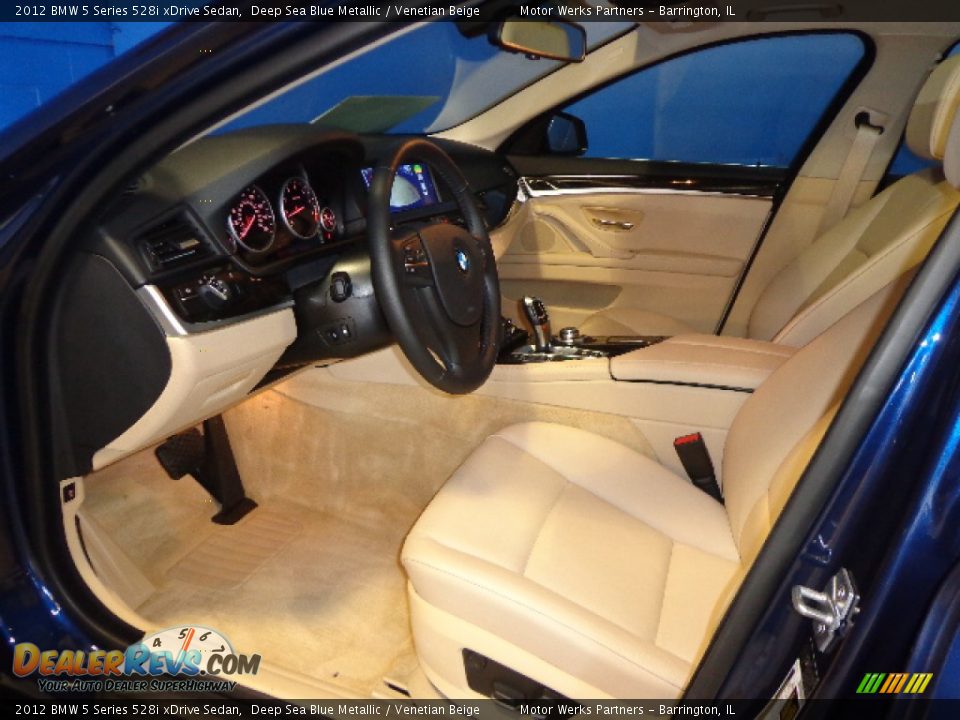 2012 BMW 5 Series 528i xDrive Sedan Deep Sea Blue Metallic / Venetian Beige Photo #18