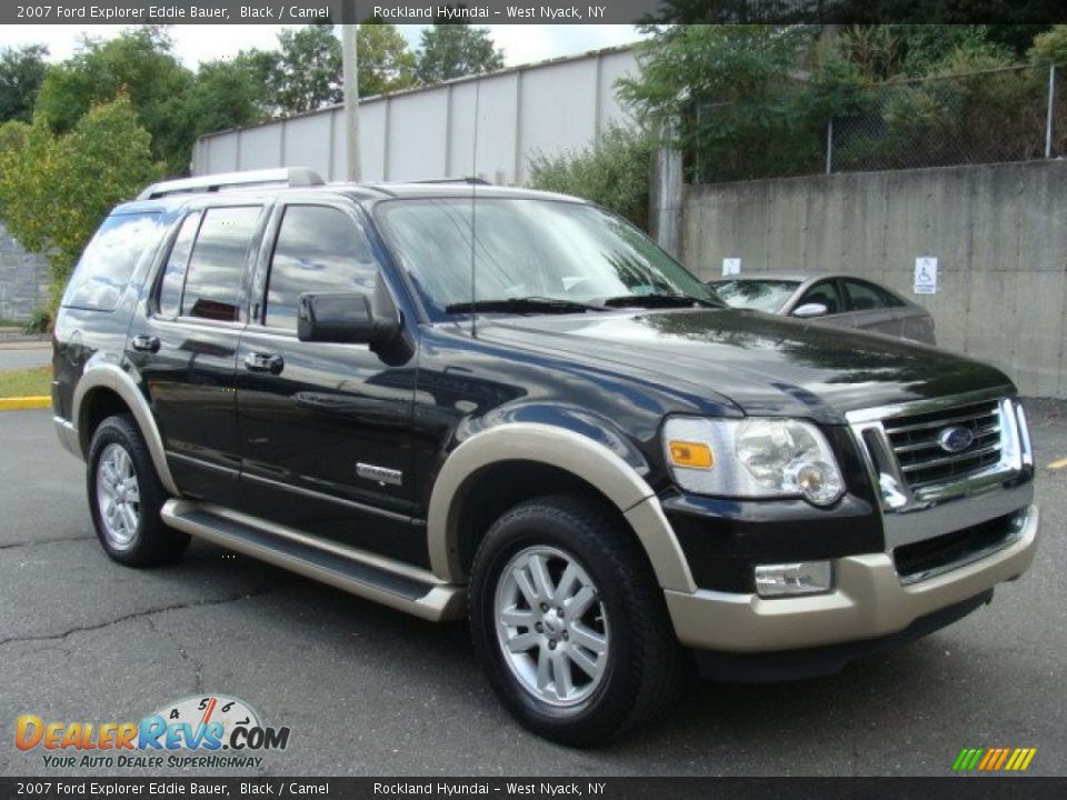Front 3/4 View of 2007 Ford Explorer Eddie Bauer Photo #3
