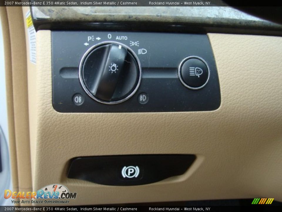 2007 Mercedes-Benz E 350 4Matic Sedan Iridium Silver Metallic / Cashmere Photo #13