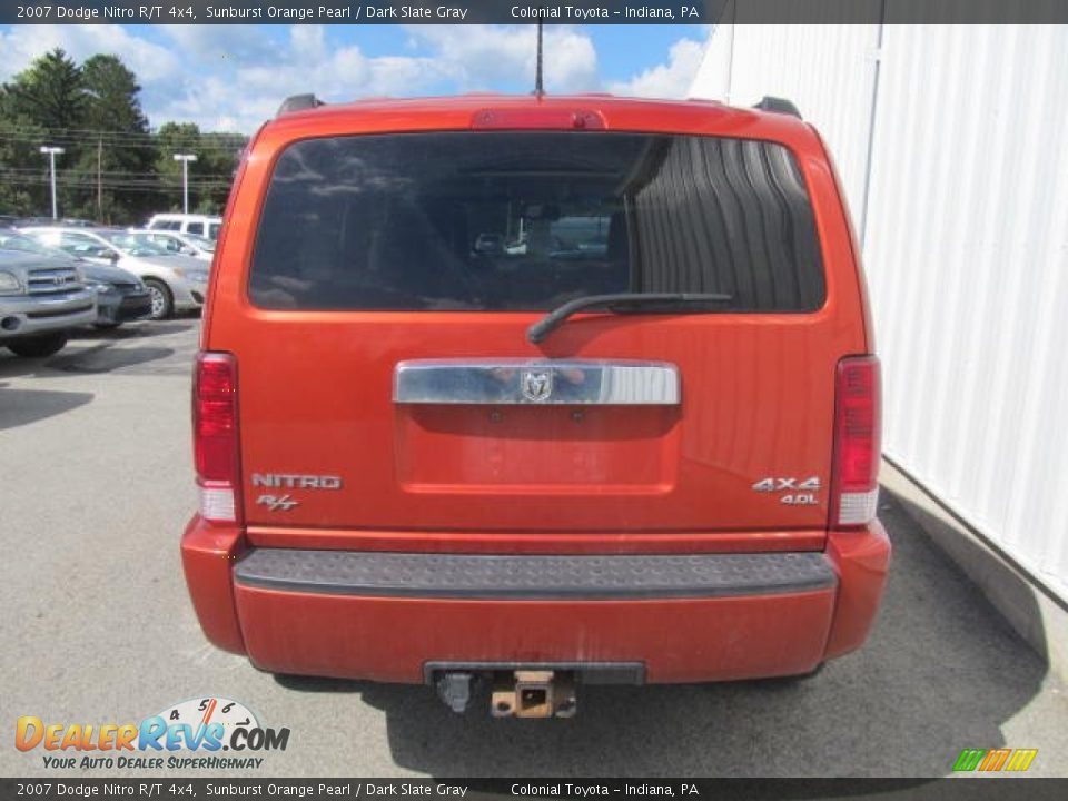 2007 Dodge Nitro R/T 4x4 Sunburst Orange Pearl / Dark Slate Gray Photo #8