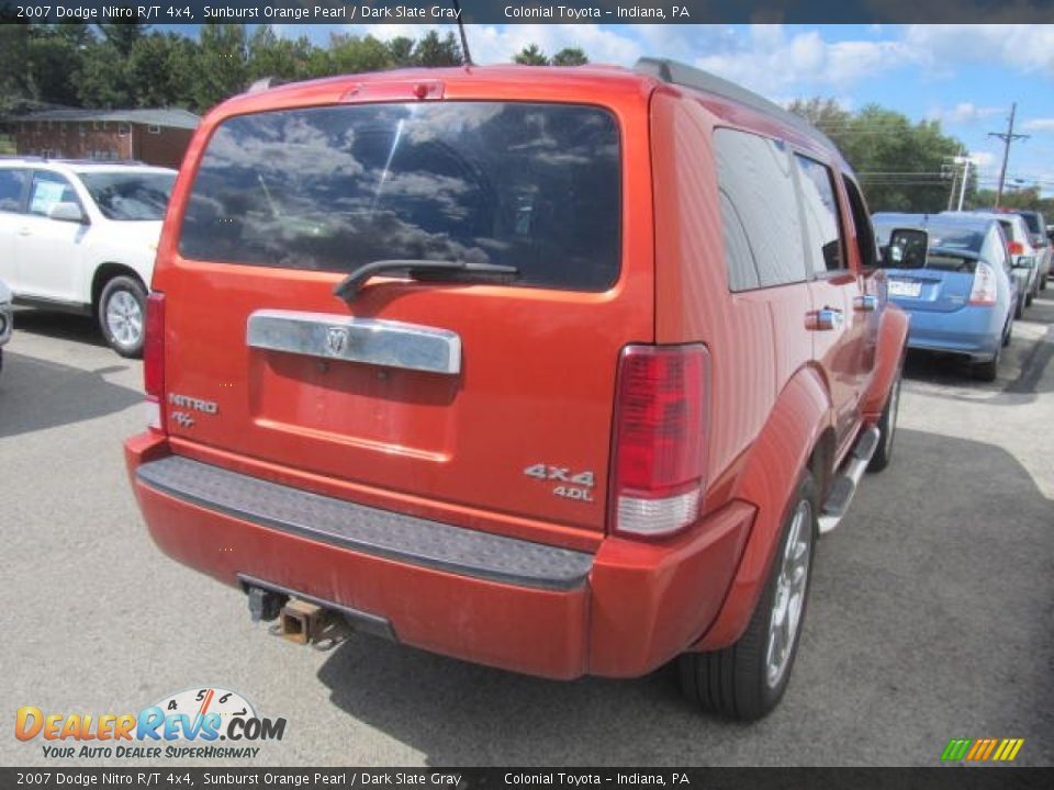 2007 Dodge Nitro R/T 4x4 Sunburst Orange Pearl / Dark Slate Gray Photo #9