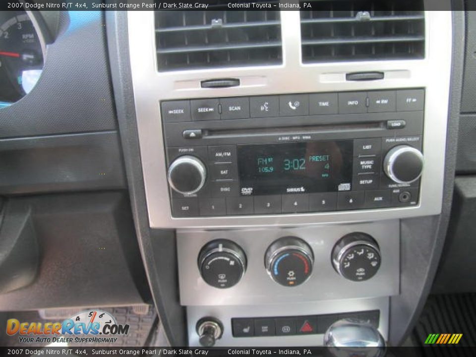 2007 Dodge Nitro R/T 4x4 Sunburst Orange Pearl / Dark Slate Gray Photo #14