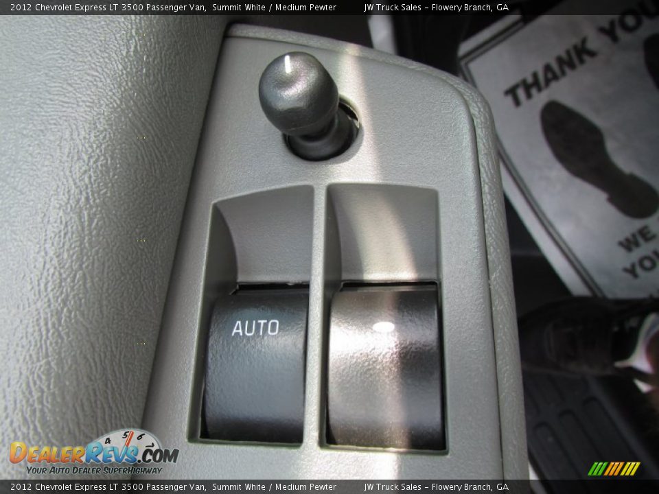 2012 Chevrolet Express LT 3500 Passenger Van Summit White / Medium Pewter Photo #14
