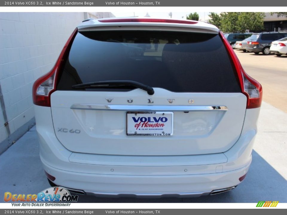 2014 Volvo XC60 3.2 Ice White / Sandstone Beige Photo #6