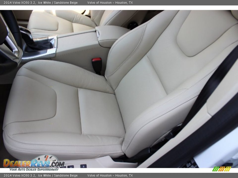 2014 Volvo XC60 3.2 Ice White / Sandstone Beige Photo #10