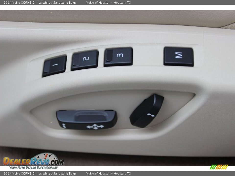 2014 Volvo XC60 3.2 Ice White / Sandstone Beige Photo #11