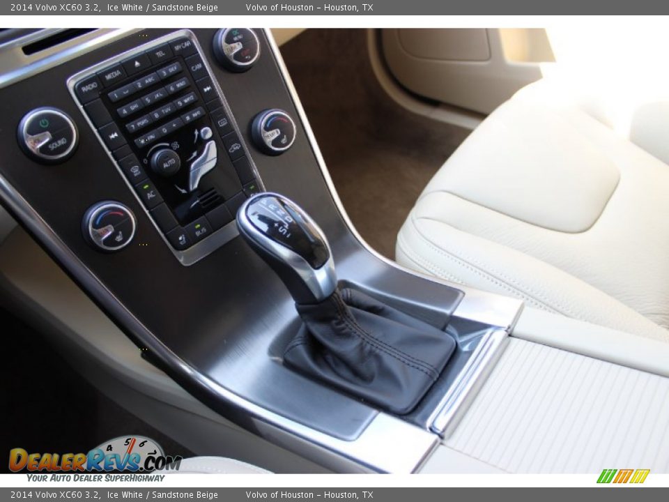 2014 Volvo XC60 3.2 Ice White / Sandstone Beige Photo #13