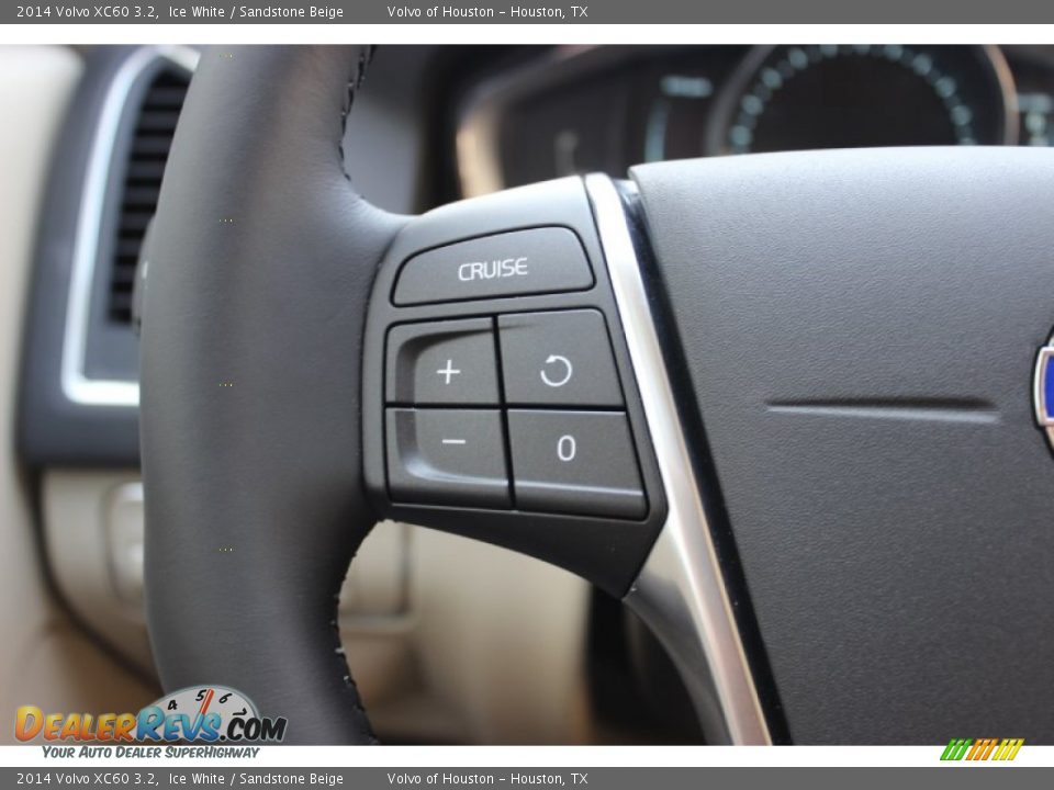 2014 Volvo XC60 3.2 Ice White / Sandstone Beige Photo #23