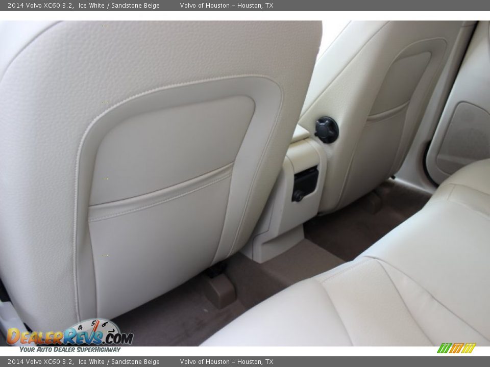 2014 Volvo XC60 3.2 Ice White / Sandstone Beige Photo #27