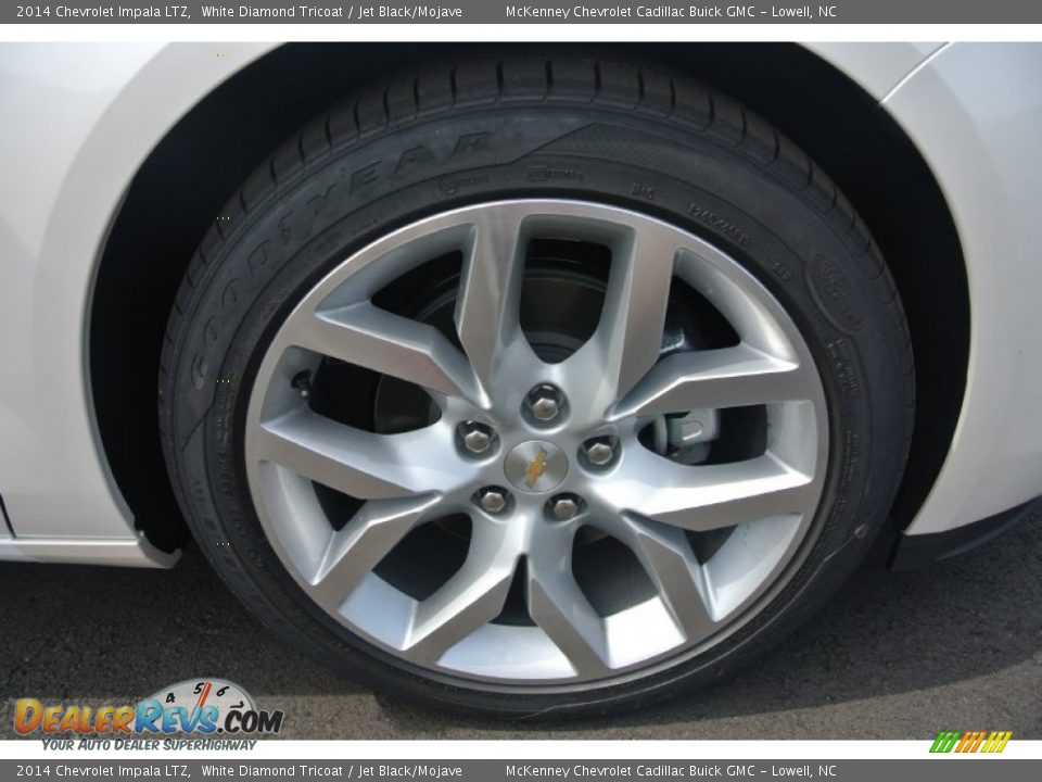 2014 Chevrolet Impala LTZ White Diamond Tricoat / Jet Black/Mojave Photo #22