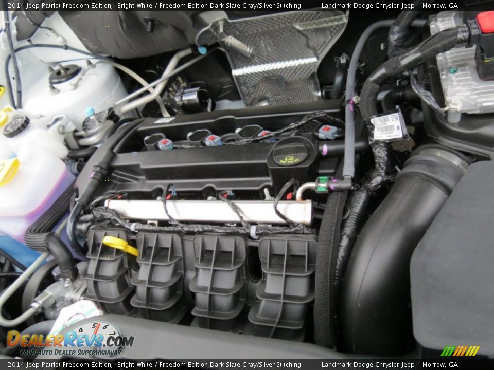 2014 Jeep Patriot Freedom Edition Bright White / Freedom Edition Dark Slate Gray/Silver Stitching Photo #10