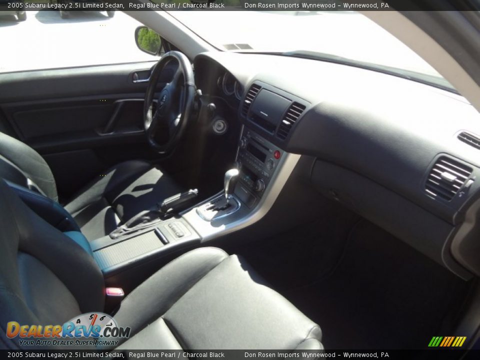 2005 Subaru Legacy 2.5i Limited Sedan Regal Blue Pearl / Charcoal Black Photo #14