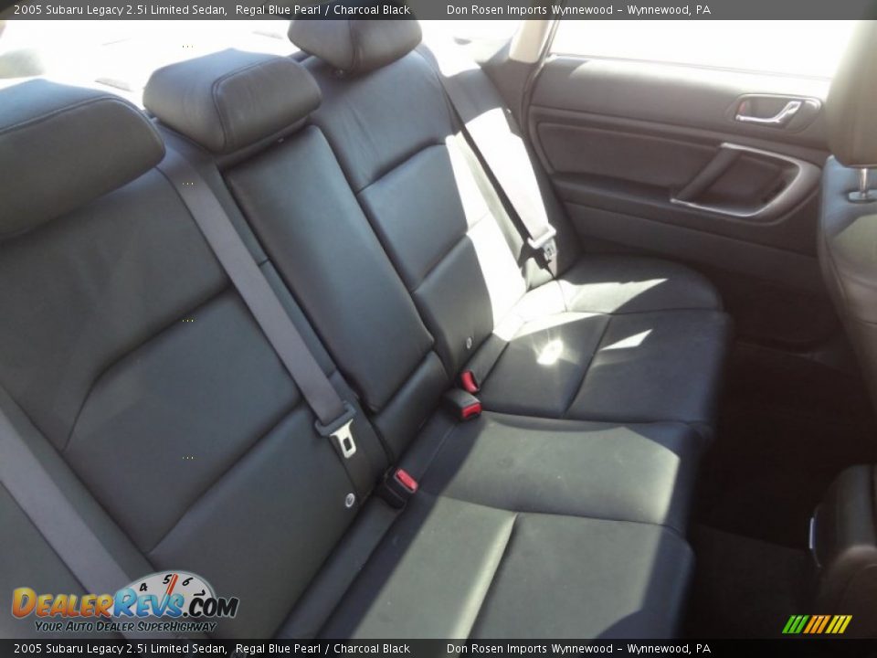 2005 Subaru Legacy 2.5i Limited Sedan Regal Blue Pearl / Charcoal Black Photo #15