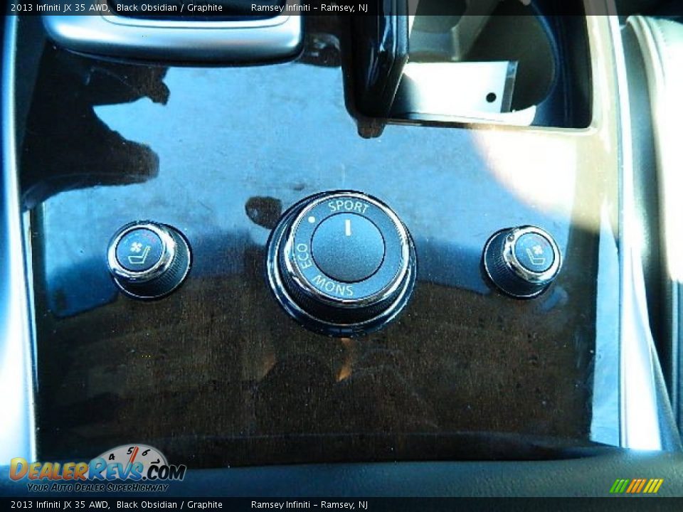 2013 Infiniti JX 35 AWD Black Obsidian / Graphite Photo #30