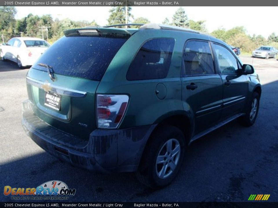 2005 Chevrolet Equinox LS AWD Meander Green Metallic / Light Gray Photo #5