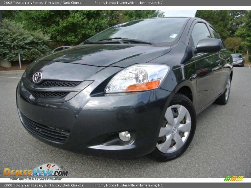 2008 Toyota Yaris Sedan Flint Mica / Dark Charcoal Photo #1