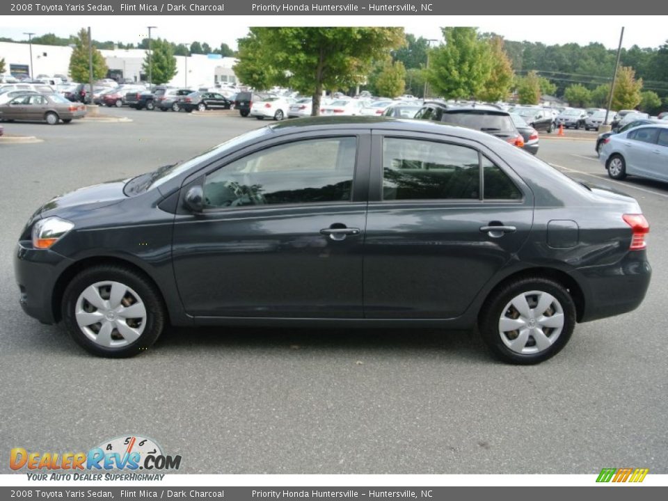 2008 Toyota Yaris Sedan Flint Mica / Dark Charcoal Photo #3