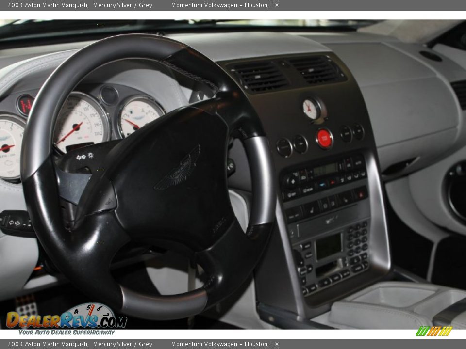 Dashboard of 2003 Aston Martin Vanquish  Photo #15